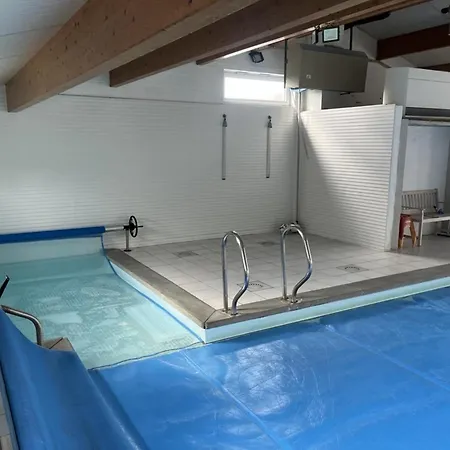 In Bocq With Heated Pool, Cleaning Included